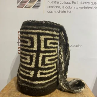 Caminos - mochila de lana de ovejo