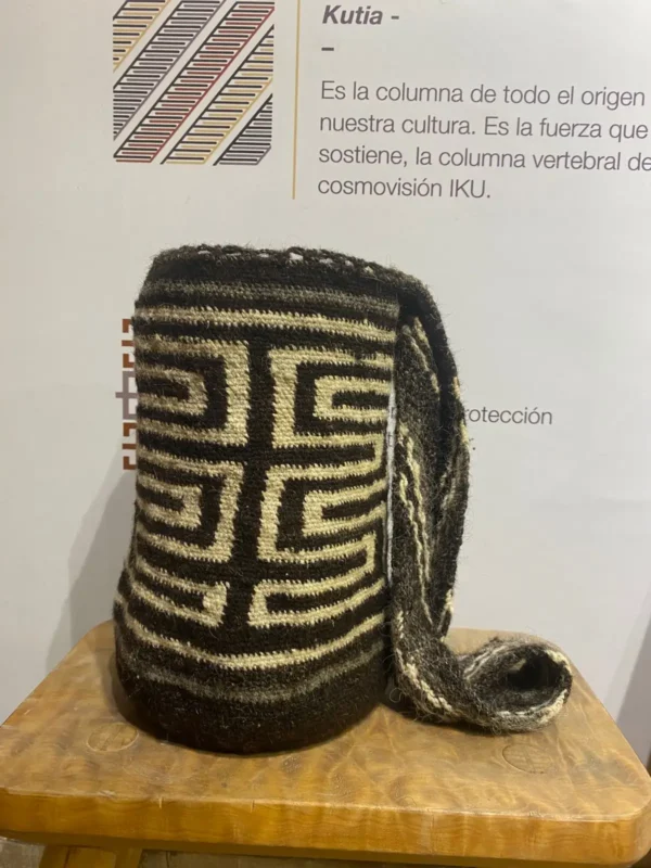 Caminos - mochila de lana de ovejo