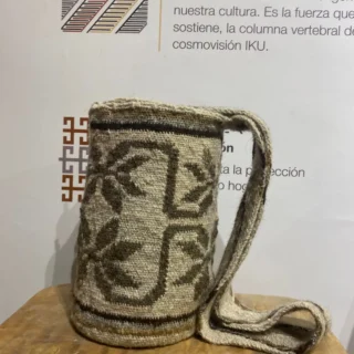 Naturaleza- mochila lana de ovejo